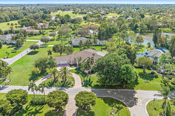 Bay Hill Estates community